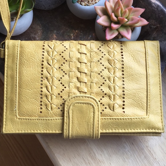 NWOT Nordstrom funky yellow wristlet wallet - Picture 5 of 6